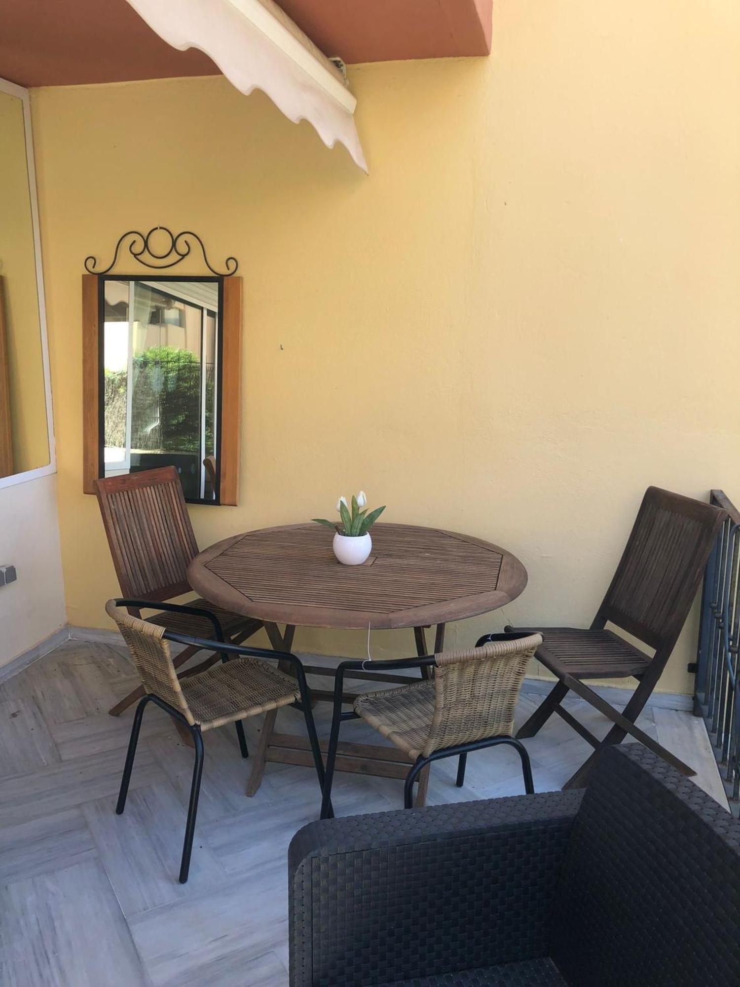 Garden Beach Townhouse エステポナ エクステリア 写真